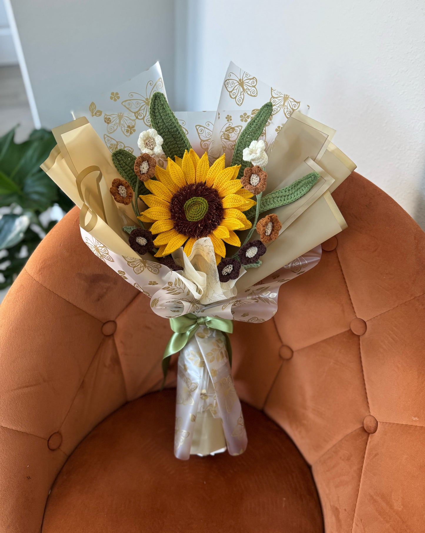 Golden Harvest Whisper – Fine Yarn Sunflower with Cocoa Lily of the Valley & Tulip Leaves