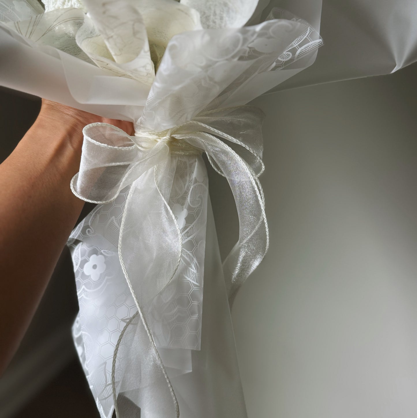 Snow Petal Classic Bouquet