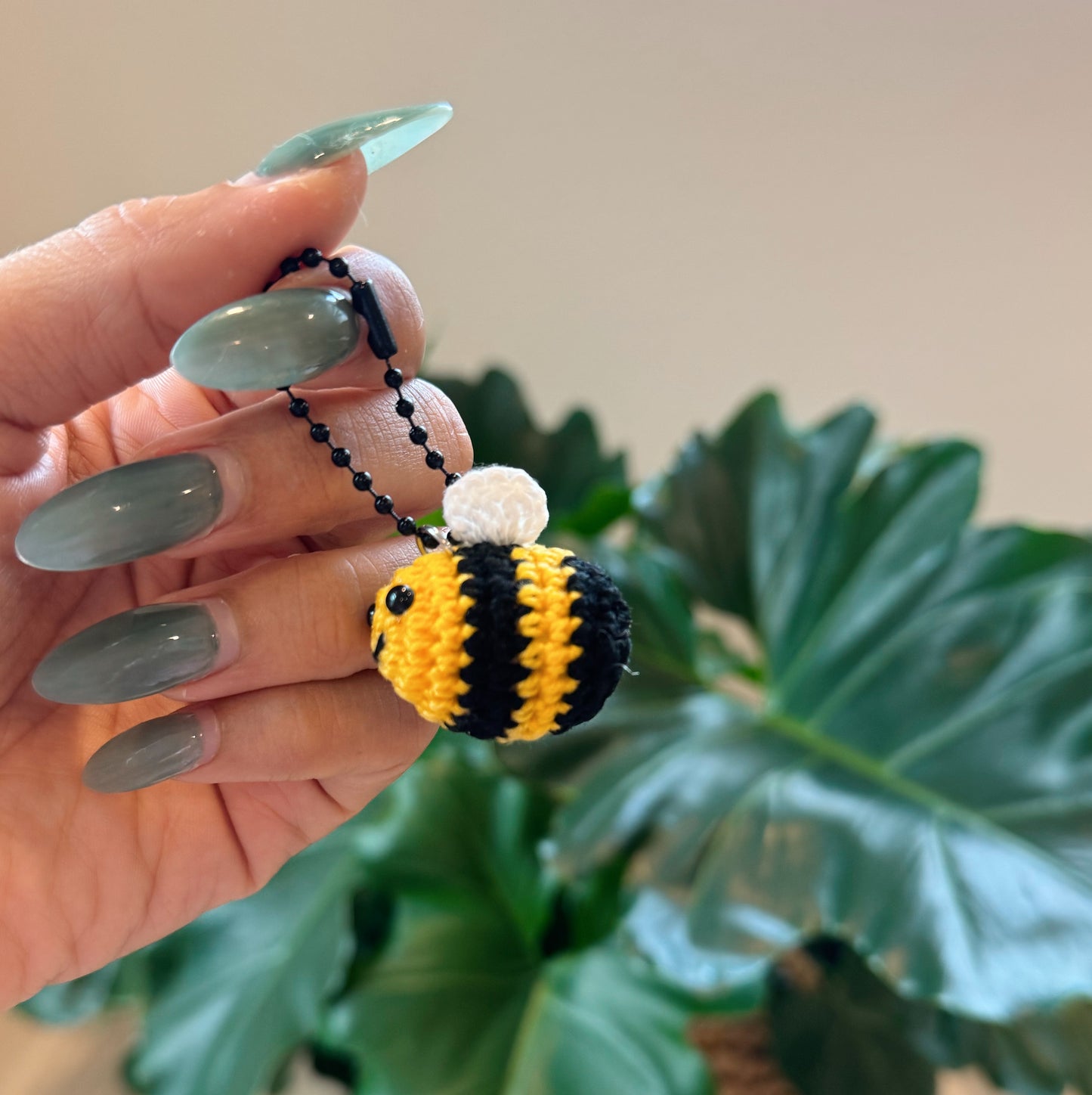 Crochet Mini Bumblebee Keychain – Handmade Bee Plush Charm, Cute Bag Accessory, Gift Idea