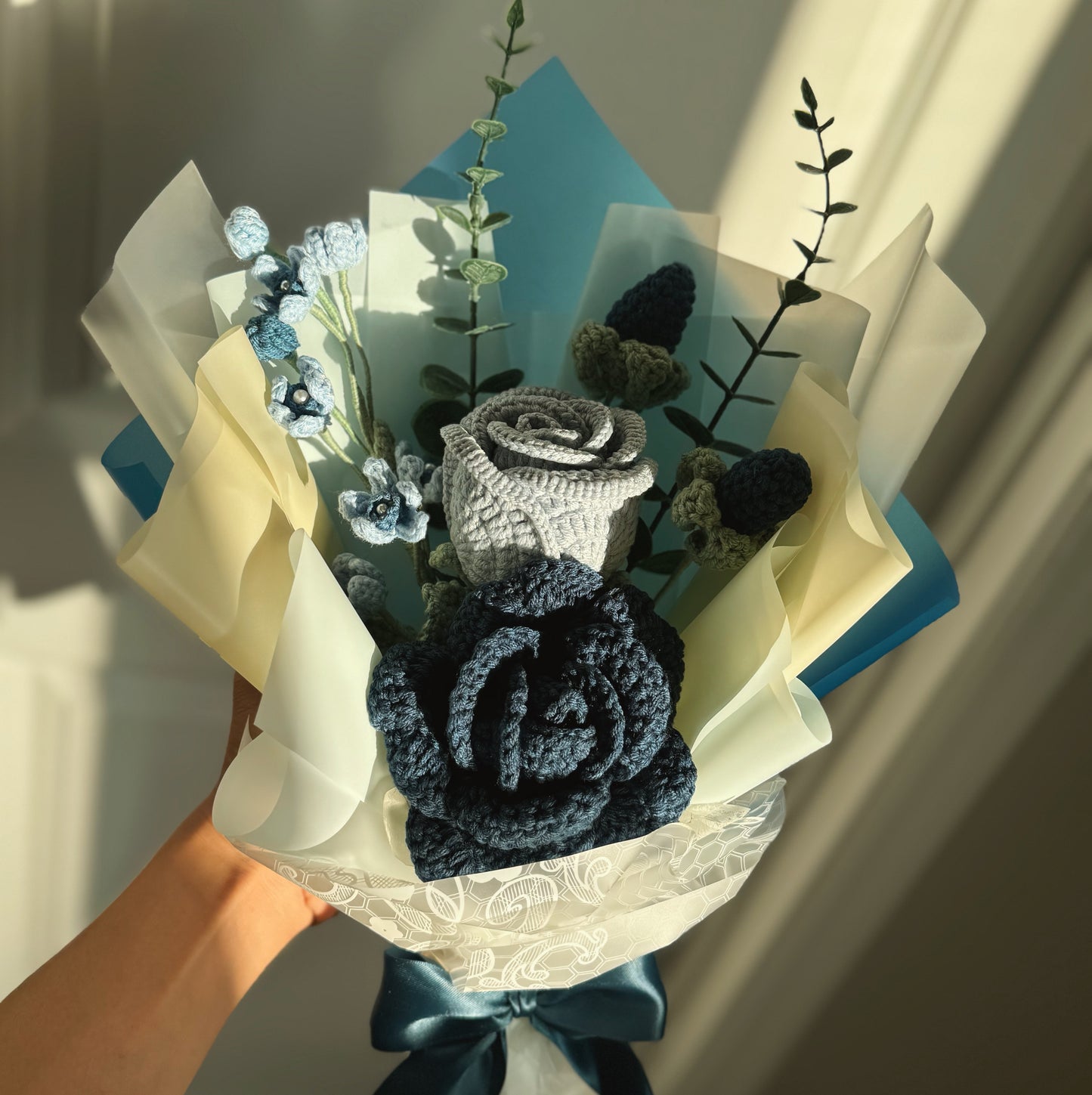 Deep Sea & Soft Sky Rose Arrangement