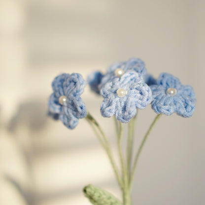 LIGHT BLUE FORGET ME NOTS