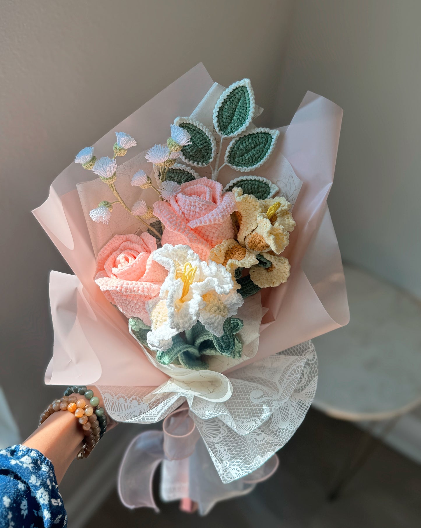 Soft Iris Rose Serenade