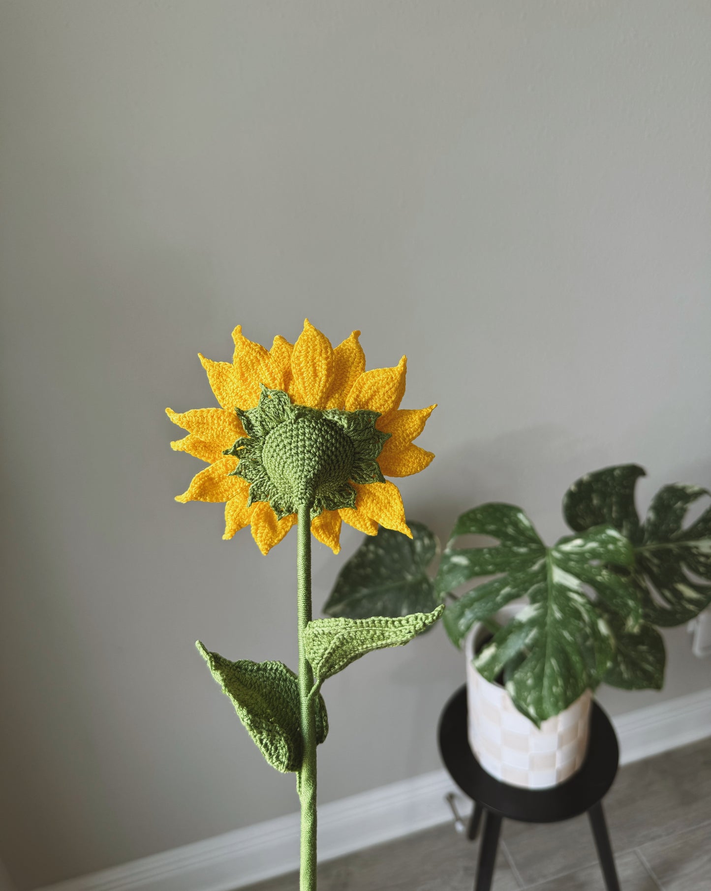 Detailed Crochet Sunflower