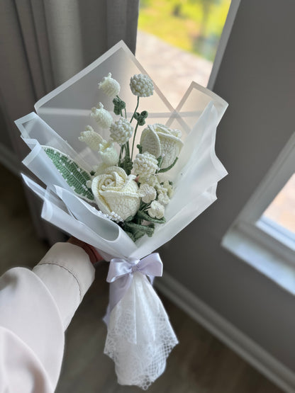 Luxury White Crochet Rose Bouquet with Forget-Me-Nots, Trifolium & Canterbury Bells – Handmade Forever Flowers