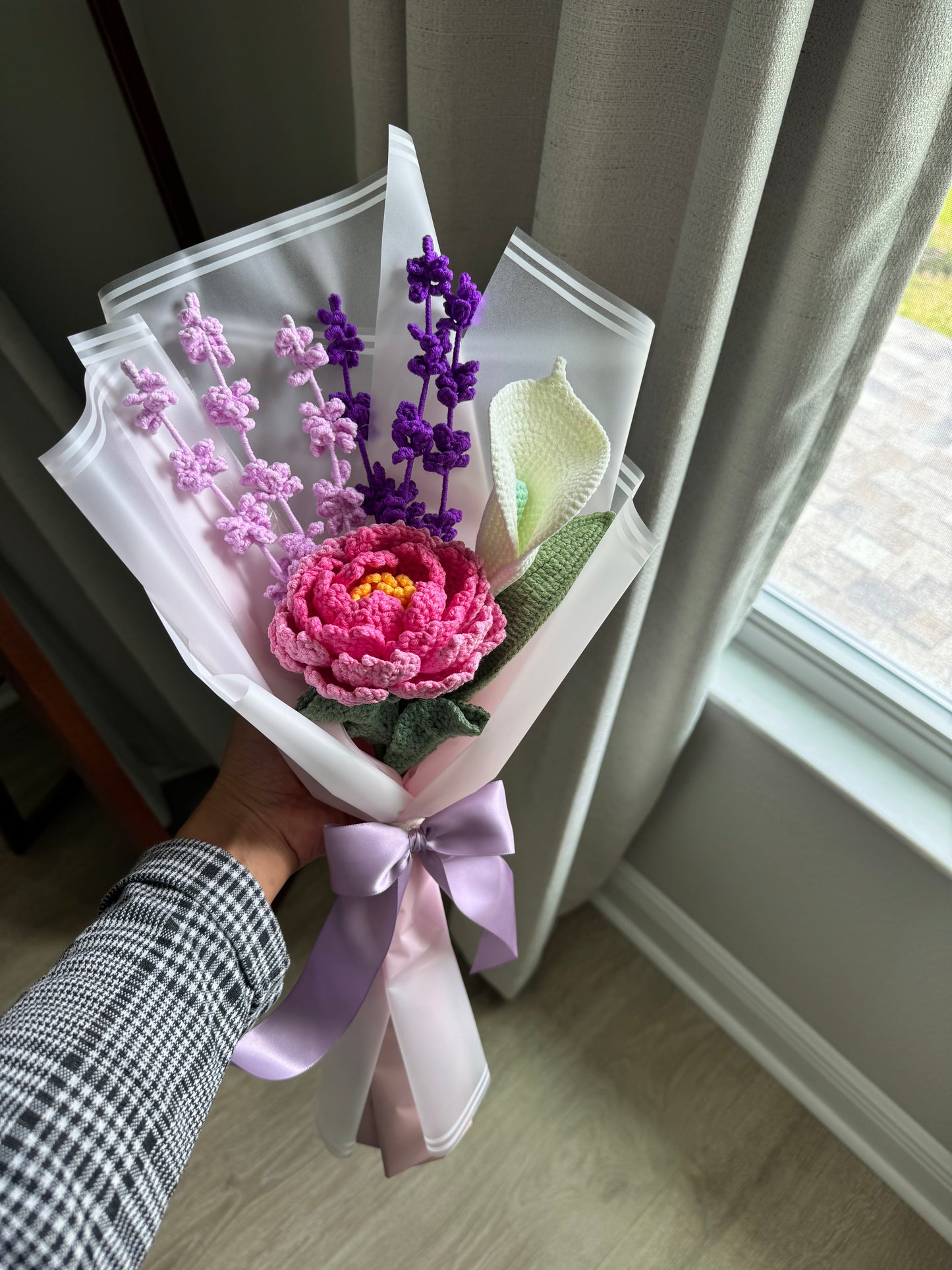 Enchanted Peony Crochet Bouquet – Pink Peony, Lavender Mix & Elegant White Calla Lily