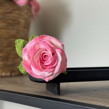 Ombré Pink Detailed Rose