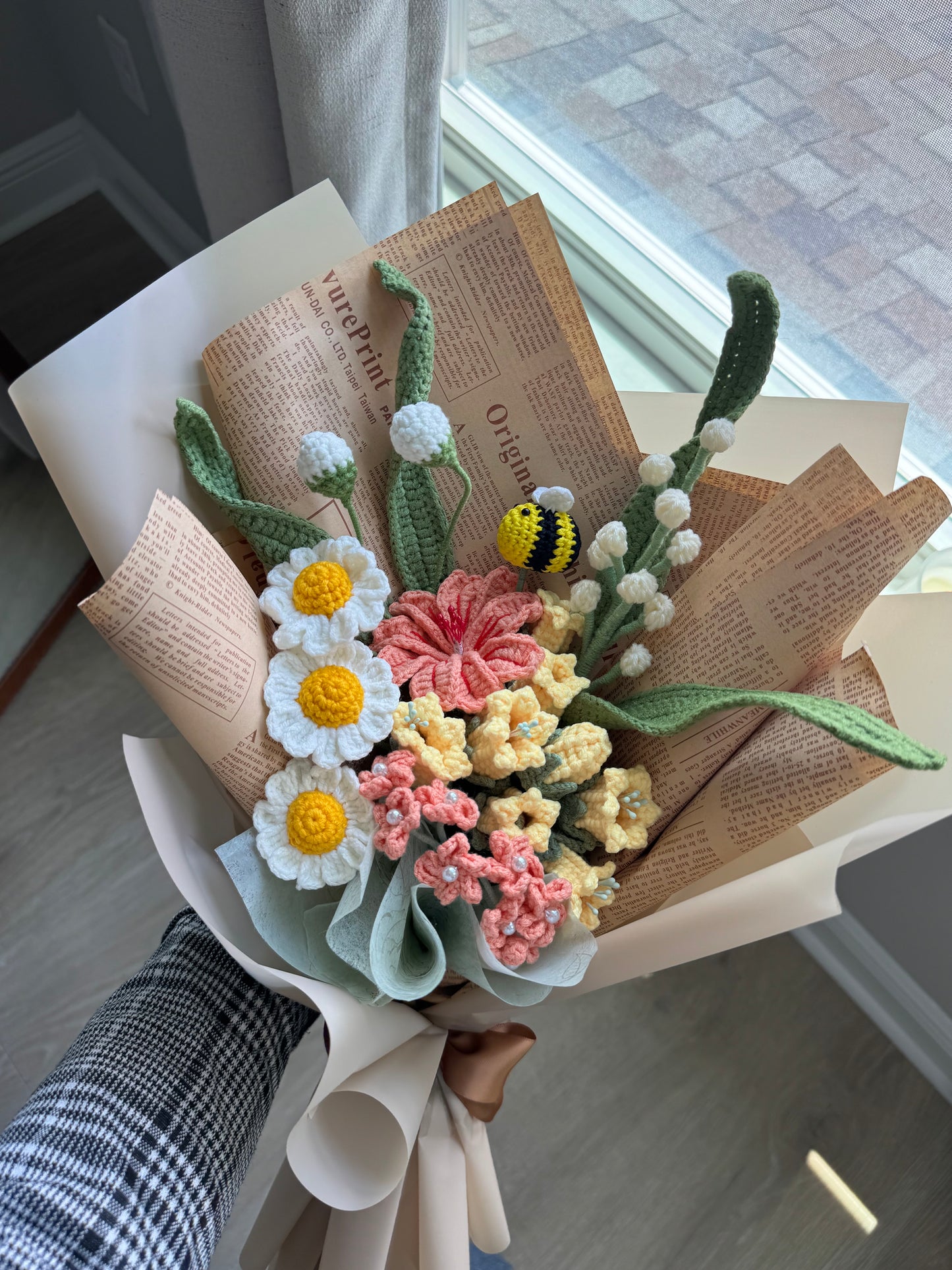 Honeybee’s Cottage Garden Crochet Bouquet 🐝🌼🍃