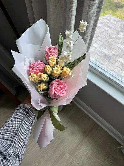 Rosy Sunshine Crochet Bouquet – Pink Roses with Yellow Harebell & White Bell Flowers