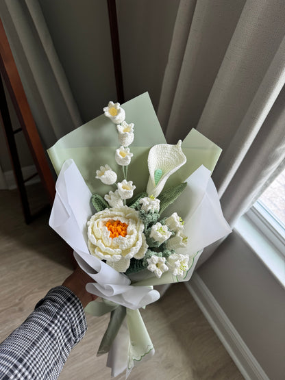 Ivory Whisper Crochet Bouquet – White Peony, Calla Lily & Soft Wild Bell Blooms
