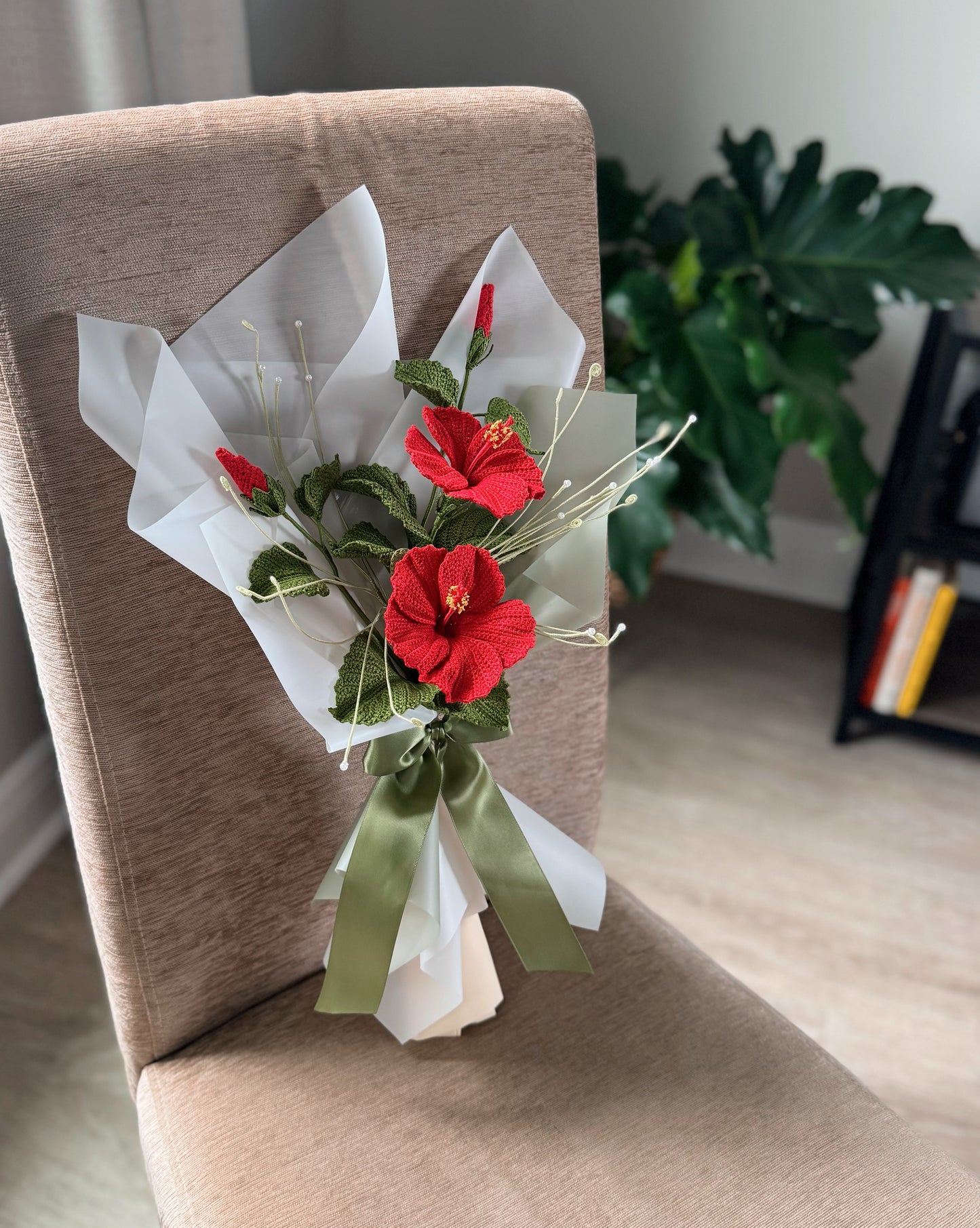 Crochet Scarlet Hibiscus Bloom Bouquet No.1