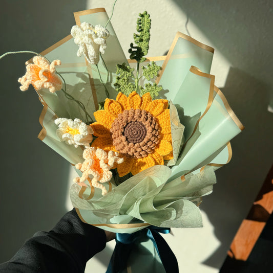 Evergreen Sunshine Bloom