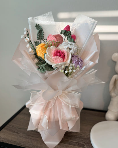 Extra-Large Self-Standing Mixed Roses Bouquet