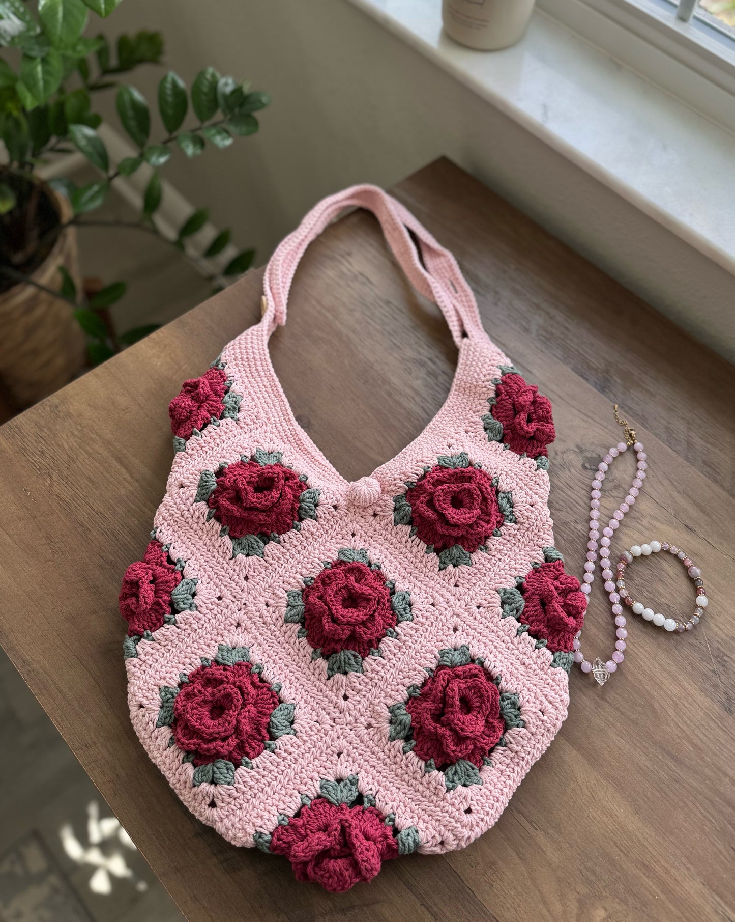 Soft Pink Crochet Rose Bag – Handmade 100% Cotton Granny Square Bag with Red Rose Detail & Adjustable Strap 🌸❤️🌹