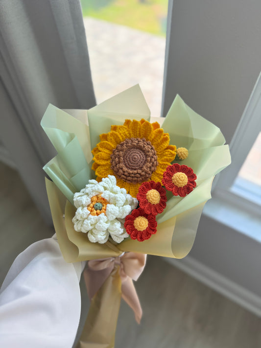 Warm Harvest Crochet Bouquet – Sunflower, Dahlia & Orange Daisy Forever