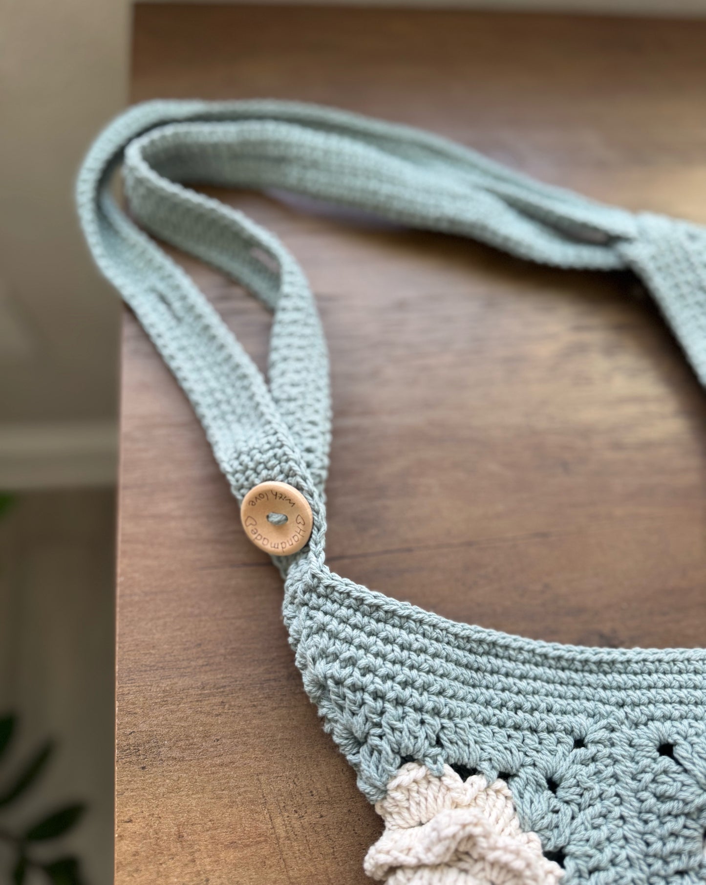 Sage Green Crochet Rose Bag – Handmade 100% Cotton Granny Square Floral Bag with White Rose Detail & Adjustable Strap 🌿🤍🌹