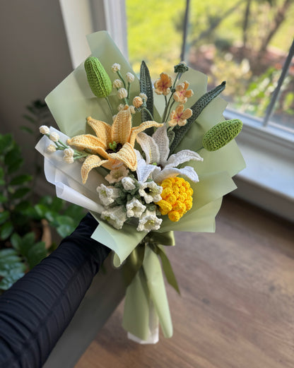 Golden Whisper Meadow Bouquet – Stargazer Lilies, Harebells & Sunlit Chrysanthemum Bloom