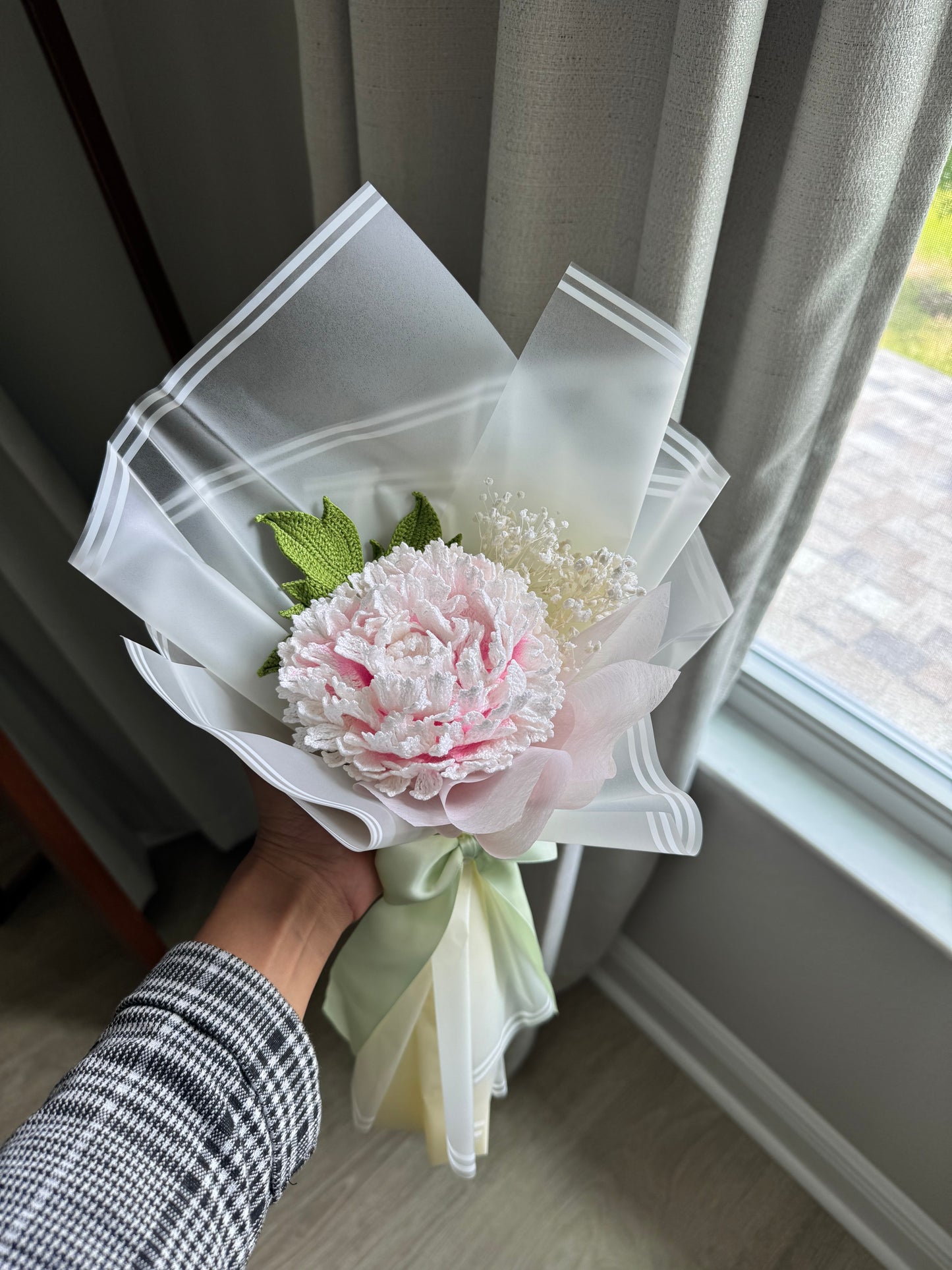 Luxury Detailed Crochet Peony Bouquet