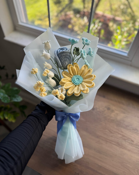 Skywhisper Garden Bouquet – Blue Rose, Frosted Gerbera & Cloudlight Blooms