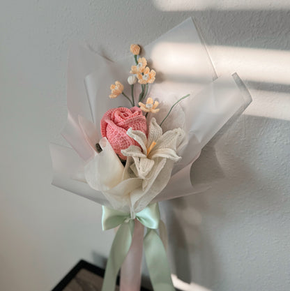 Blush Lily – highlighting the pink rose and white lily combination