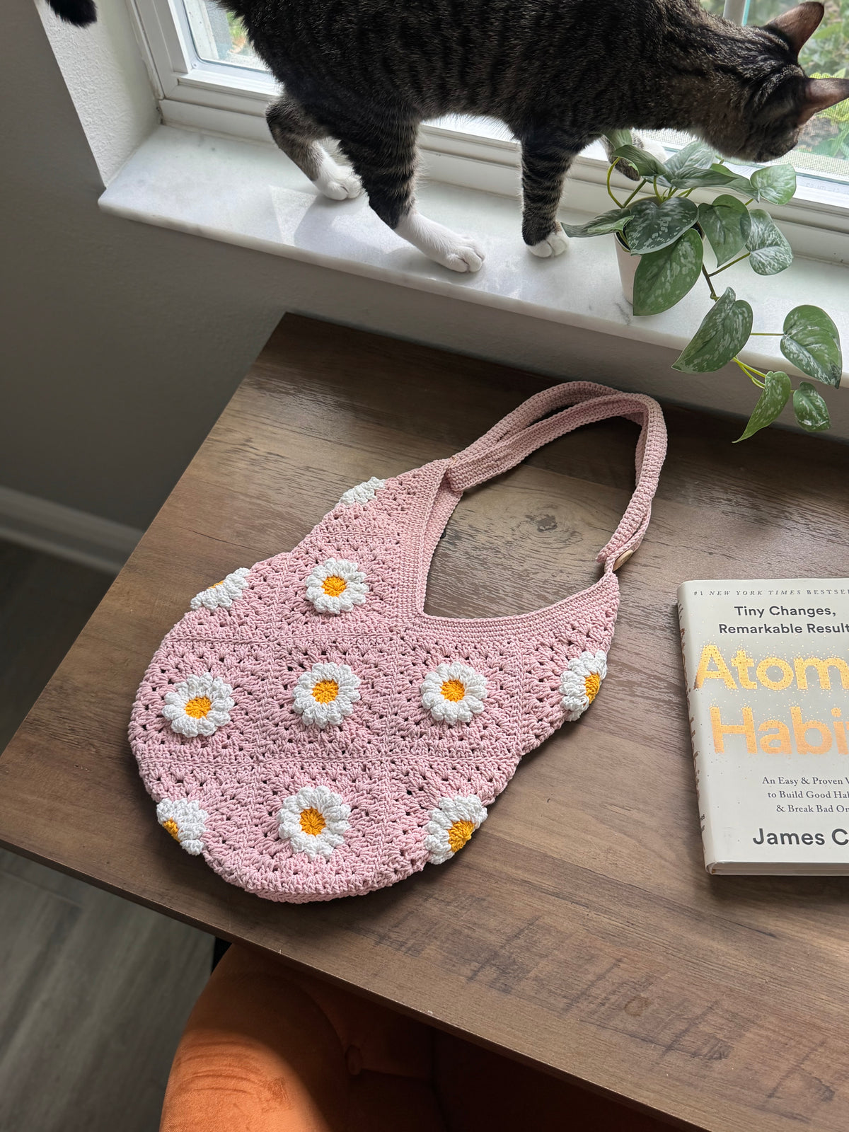 Soft Pink Crochet Daisy Bag – Handmade 100% Cotton Floral Shoulder Bag with Adjustable Strap 🌼